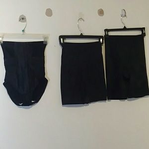 Bundle of 3 tummy control shapewear flexees M